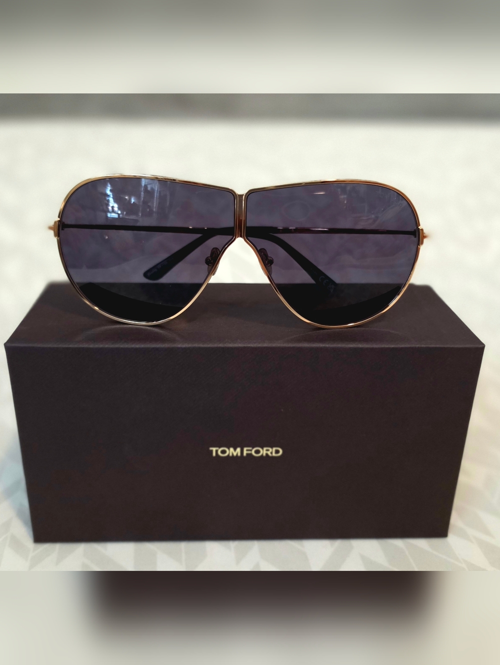 Tom Ford Gold Frame Aviator Sunglasses New Without Tags, Full Inclusion